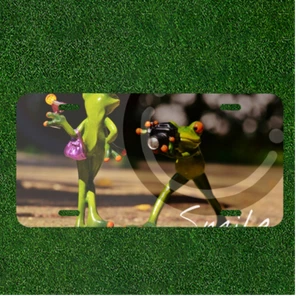Custom Personalized License Plate Auto Tag With Frog Taking Picture Of Girl Frog - Picture 1 of 2