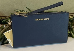 MICHAEL KORS JET SET TRAVEL DOUBLE ZIP WALLET PHONE CASE WRISTLET NAVY BLUE GOLD - Picture 1 of 11