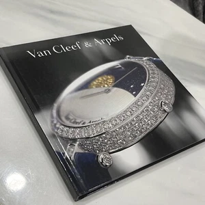 Van Cleef & Arpels Die Poesie der Zeit Armbanduhr Uhr Katalog Tischbuch - Bild 1 von 4