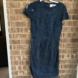 JS COLLECTIONS Elegant Navy Blue Textured nylon Dress SIze 4 - Picture 1 of 10