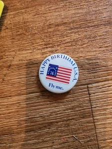 Vintage PAN AM Airlines 1976 HAPPY BIRTHDAY USA Bicentennial Employee Button Pin - Picture 1 of 2