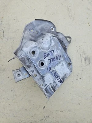 2010 HONDA CROSSTOUR BATTERY TRAY  - Image 1 of 2
