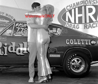 ¡FOTO de Coletti "Riddler" Plymouth Barracuda y Linda Vaughn "Miss Hurst"! #(1) Foto 1 de 2