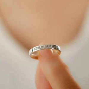 Anelli incisi regalo giorno matrimonio, anelli personalizzati, anello nome coppia, impilabile - Foto 1 di 10