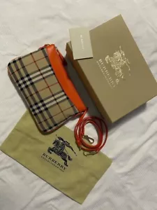 Burberry Horseferry Check Peyton Crossbody Or Clutch - Picture 1 of 9