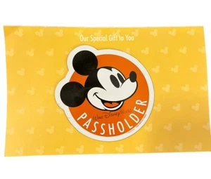 NEU Disney World Jahreskartenetui exklusiv Mickey Mouse Auto Magnet oval - Bild 1 von 24