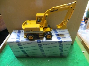 CONRAD DRESSER W625-E MOBILE EXCAVATOR #2818 1/50 SCALE MIB  MADE IN W-GERMANY - Picture 1 of 17
