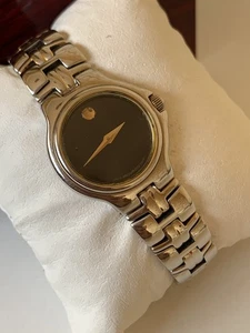 Reloj clásico vintage Movado Museum cuarzo suizo damas 26 mm esfera negra clásico - Imagen 1 de 24