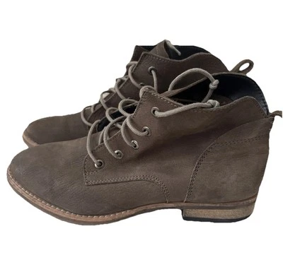 Botas Diba Eli para mujer talla 6,5 botín con cordones Paddock Cottage marrón topo Foto 1 de 4