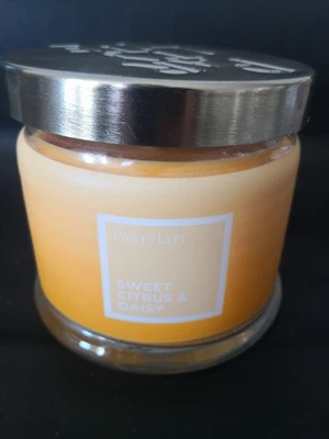 Bougie 3 mèches Partylite Sweet Citrus Daisy - Photo 1/4