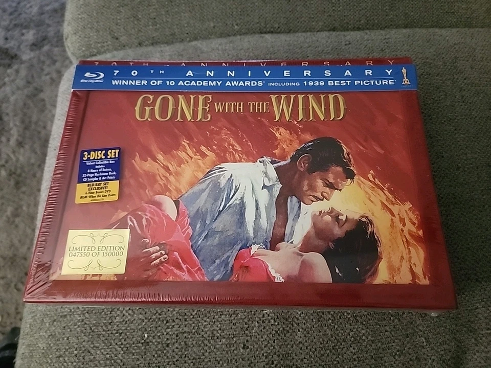 Gone With the Wind (Blu-ray, 4-Disc Set, 70th Anniversary Collectors Edition) - Image 1 of 2