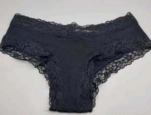 VICTORIA'S SECRET GRÖSSE S CHEEKY HÖSCHEN SCHWARZ SPITZE BAUMWOLLE UND SPANDEX - Bild 1 von 7
