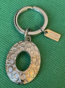 COACH Initials “C” Oval Silver Tone Metal KeyChain KeyRing KeyHolder Authentic - Picture 1 of 6