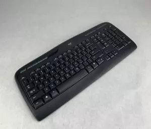 Logitech Y-R0067 Wireless Keyboard - Picture 1 of 8
