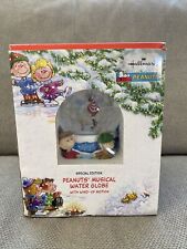 Hallmark Peanuts Musical Water Globe With Wind-up Motion Special Edition New NIB