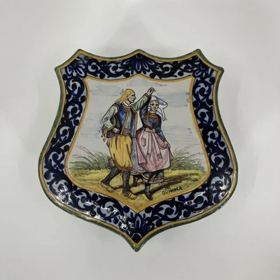 古董 HR Quimper 法国 Faience 梳妆台小饰品盒带盖跳舞夫妇 7 英寸 — 第 1/4 张图片