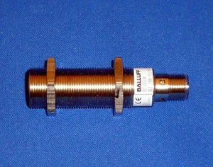 Balluff - BLE 18M-PO-1P-E5-C-S4 Optical Proximity Sensor - Picture 1 of 1