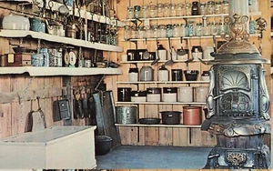 Postal de tienda de regalos Amishville EE. UU. entre Berna y Ginebra Indiana - Imagen 1 de 2
