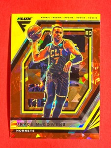 Bryce McGowens ~ 2022-23 Panini Flux ~ Red Cracked Ice Prizm ~ Rookie RC