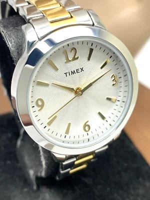 Reloj Timex para mujer TW2V35900 cuarzo esfera plateada dos tonos acero inoxidable 32 mm Foto 1 de 4