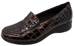 Clarks Shoes Sz 6.5 Gael Angora Brown Shiny Croc Print Low Wedge Heel Loafers - Picture 1 of 8