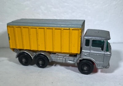 Matchbox - #47 Daf Tipper Container Truck Regular Wheel With Roof!! - Image 1 of 4