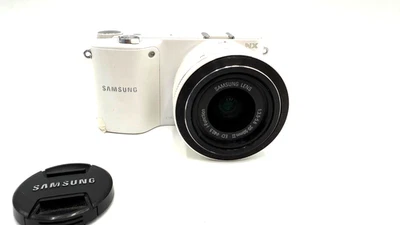 Samsung NX2000 - Digitalkamera 20-50mm Objektiv - Weiß - getestet - 128GB - Bild 1 von 4