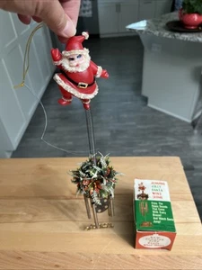 (#613) Weihnachten Weihnachtsmann Windspiel Vintage Deko Ornament mit Box 60er - Bild 1 von 7