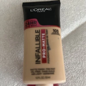 L'Oreal Paris Infallible ProMatte Foundation, Natural Buff 103, 1 fl oz - Picture 1 of 2