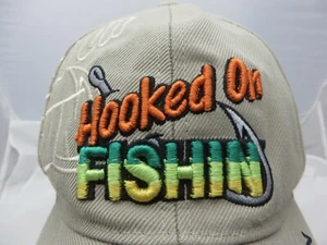 Gorra de béisbol enganchada Fishin ajustable V pesca - Imagen 1 de 4