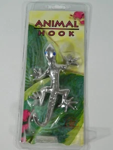 Better Housewares Handcrafted Aluminum Salamander Hook - Picture 1 of 4