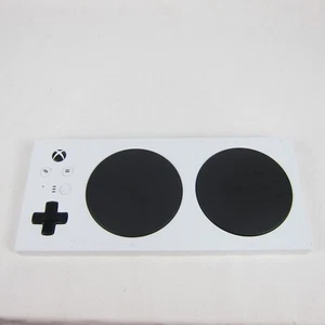 Microsoft - Xbox Adaptive Controller - White 1836 - Picture 1 of 6