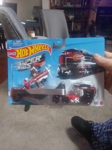 Hot Wheels 2021 "Sky Show" Rig. New Mint. - Picture 1 of 13