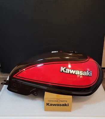 OEM KAWASAKI 22 Z650RS 50TH ANNIVERSARY CANDY DIAMOND BROWN FUEL TANK 51092-5210 - Image 1 of 4