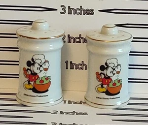 Chef Mickey Mouse Round Salt and Pepper Shakers - Picture 1 of 5