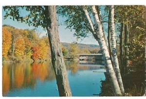 COVERED BRIDGE on Ottauquechee River Autumn Taftsville Vermont Postcard VT 1957 - Picture 1 of 2