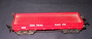 HO Mantua Central Pacific #424 Old Time 30' Wood Hi-side Flat Car - Picture 1 of 2