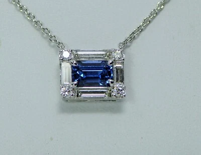 SAPPHIRE AND DIAMOND PENDANT 18K WHITE GOLD - Image 1 of 3