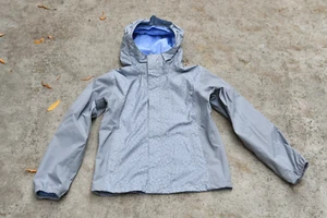 NorthFace Hoodie Rain WindBreaker Size: girls (10/12) Grey   Hooded  Day  - Picture 1 of 9