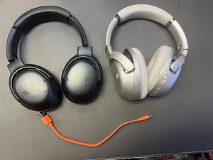 JBL Tour One M2 Wireless Over-Ear Headphones-BLACK & CHAMPAGNE - Picture 1 of 8