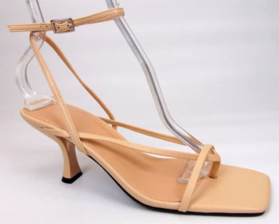 NEW! Piepiebuy Women’s Kitten Low Heels Strappy Ankle Strap Sandal, Size 7.0 Med - Image 1 of 4