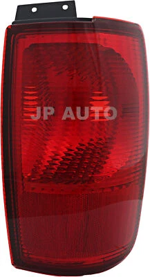 Luz trasera lado del pasajero para Lincoln Navigator 1998-2002 Foto 1 de 4