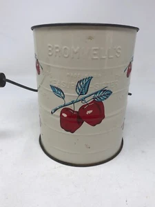 Vintage Bromwell's 3 Tassen Mehlsieb Rot Apfel Design Weiß Kanister Holz Knopf - Bild 1 von 10