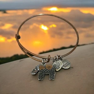 Alex And Ani 2019 Rose Gold Elephant Charm Bracelet - Picture 1 of 2