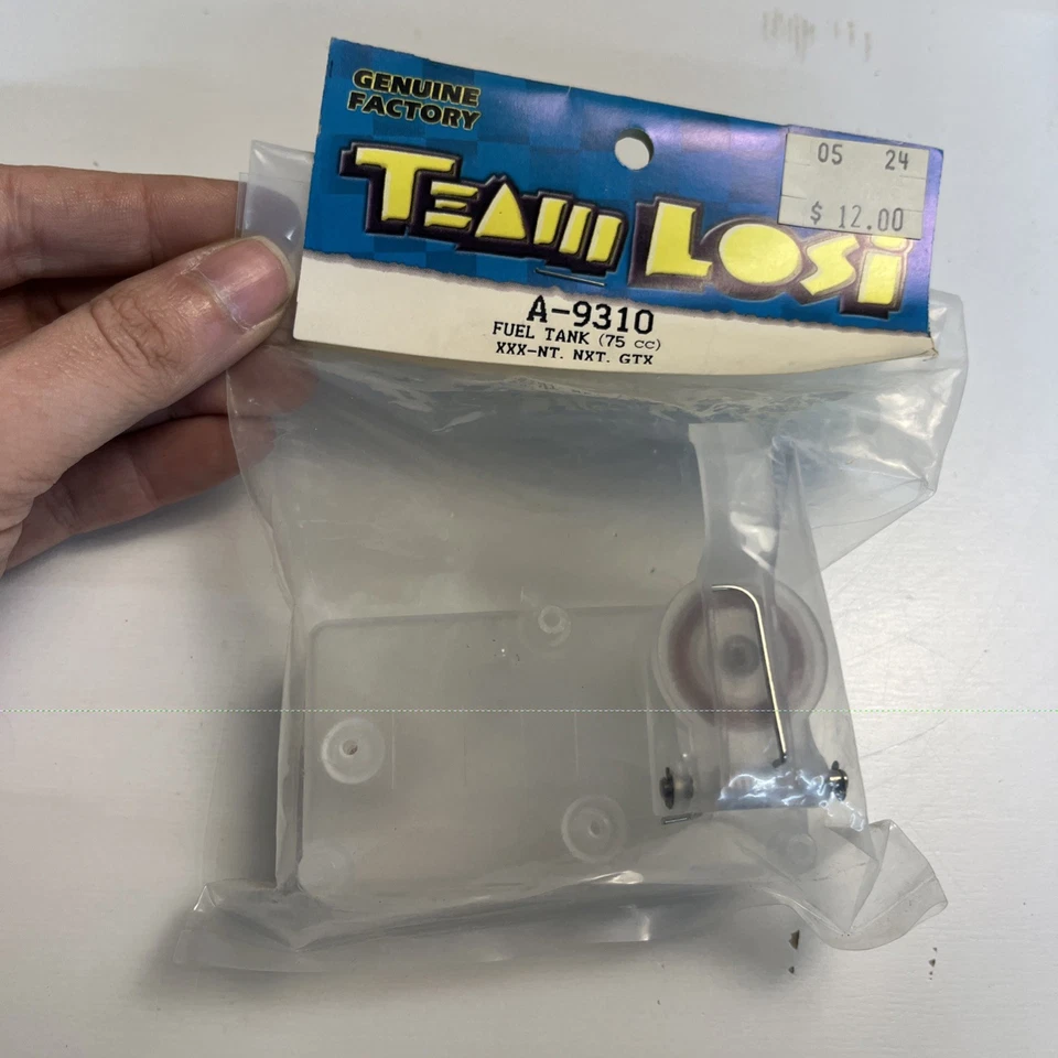 Tanque de combustible Team Losi 75cc XXX-NT GTX A-9310 NOS Foto 1 de 3