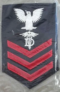 US Navy Female Rate Petty Officer 1st Class Dentalman - Poly - Wool - Picture 1 of 1