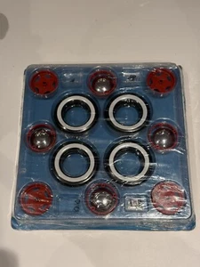 1:8 SCALE EAGLEMOSS BACK TO THE FUTURE BUILD DELOREAN Special White Wheels - Picture 1 of 2