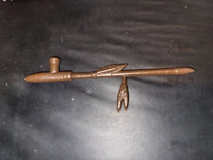 Chief Cherokee Geronimo Peace Pipe Johnny West Marx Replacement Accessory - Picture 1 of 2