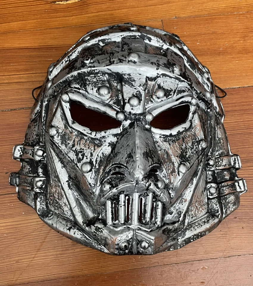 Vintage 2001 Gladiator Halloween Mask - Silver - Thin Plastic - Disguise - Image 1 of 4