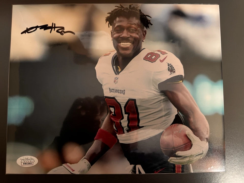 Antonio Brown Signed 8x10 Photo. Tampa bay Buccaneers. JSA COA - Image 1 of 1